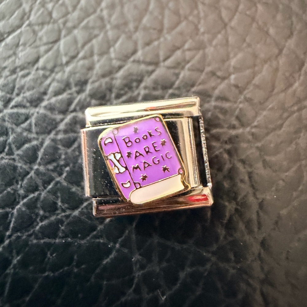 Books Are Magic Italian Charm – 9mm Purple Book Lover Link